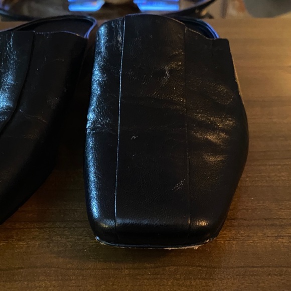 Vince women’s  Black Leather Slip-On Loafers - Picture 3 of 6